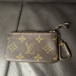 Louis Vuitton Monogram Key Cles (zipper separation)